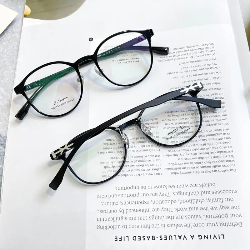 KatKani Unisex Full Rim Round β Ultem Steel Frame Eyeglasses H66134