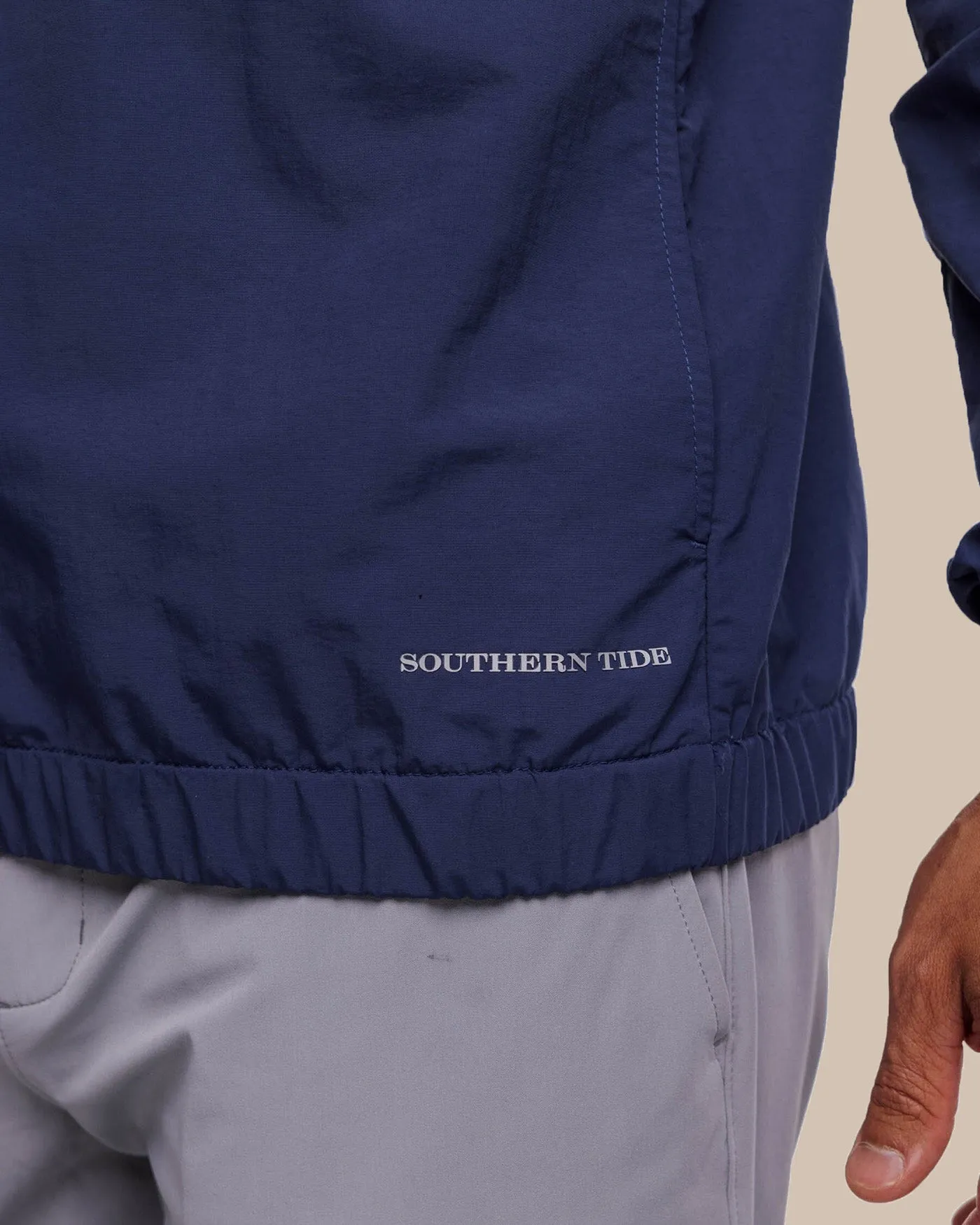 Shoreline Performance Pullover